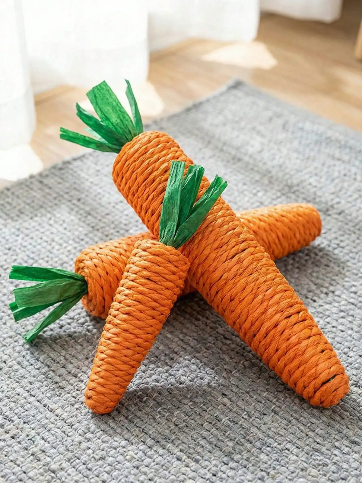 Carrot Sisal Cat Toy with Sound for Scratching and Chewing