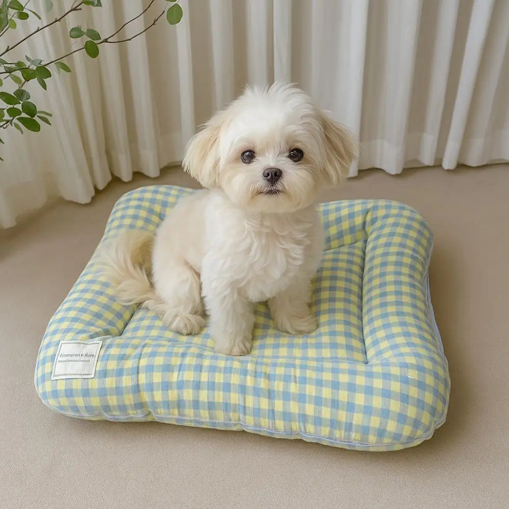 Soft Plaid Dog Bed Pad with Warm Breathable Cushion